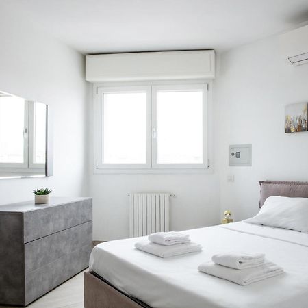 Dehomes - Porta Genova Luxury Stay Milano Ngoại thất bức ảnh