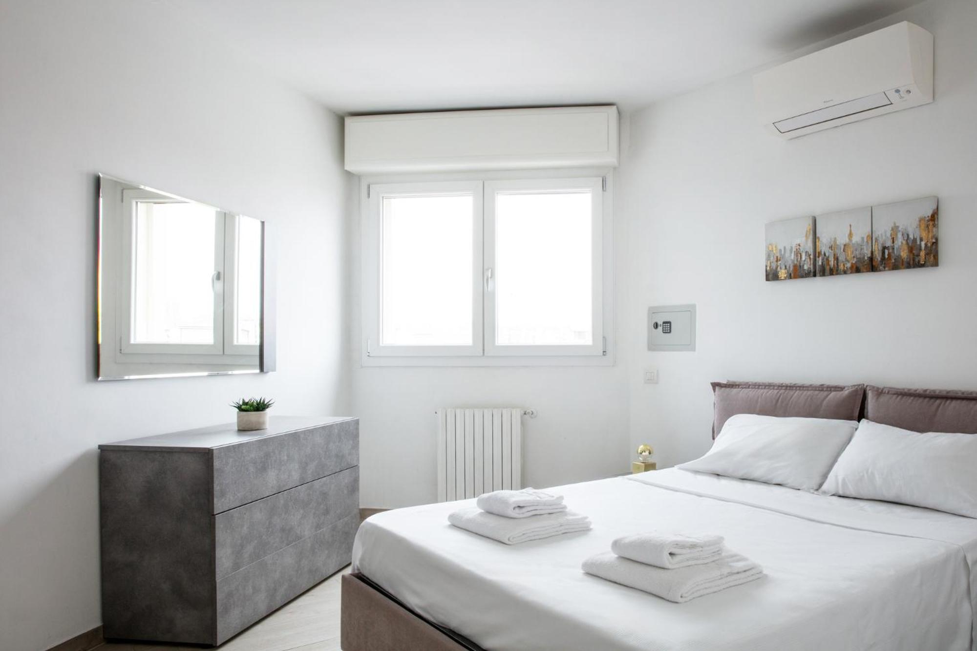 Dehomes - Porta Genova Luxury Stay Milano Ngoại thất bức ảnh